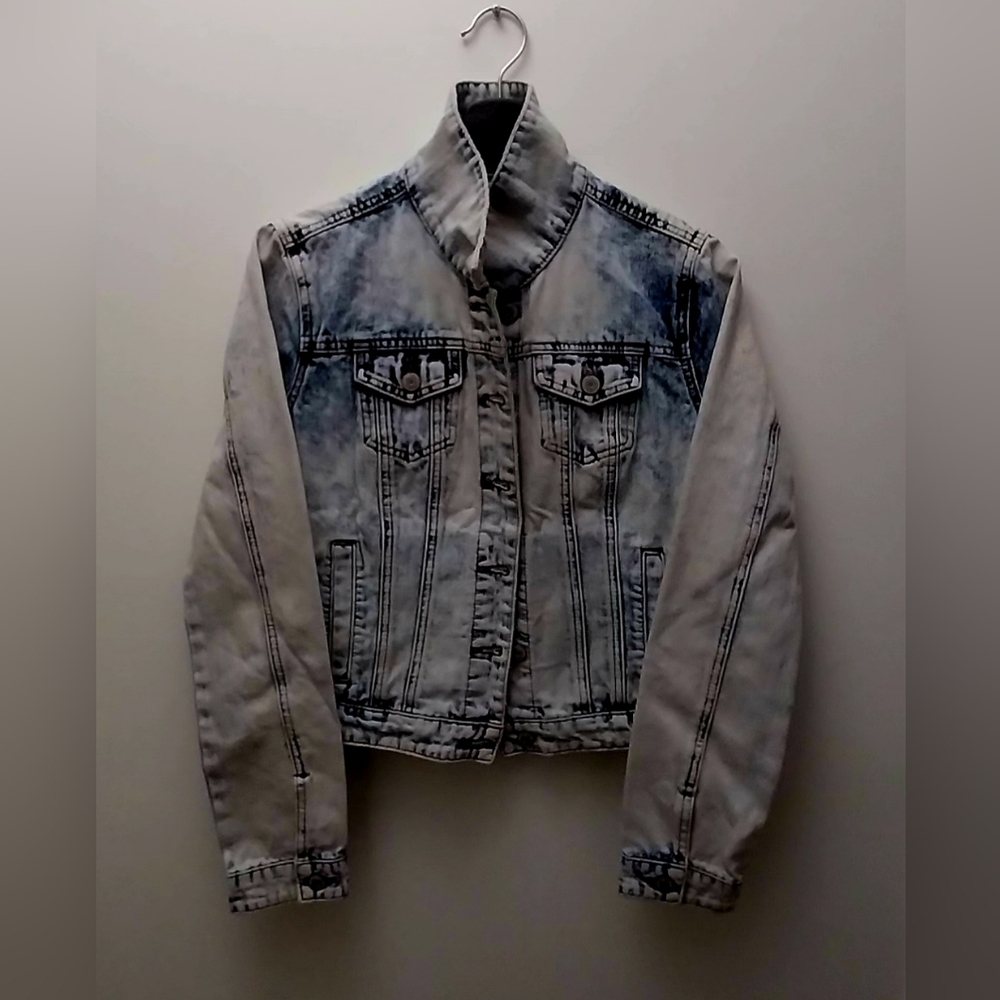 Vintage Denim EST Eighty Two Medium for women acid wash